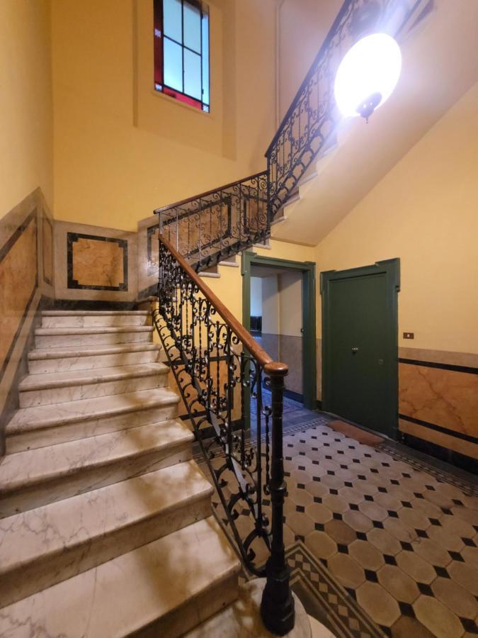Trilocale In Villa Signorile 米兰 外观 照片